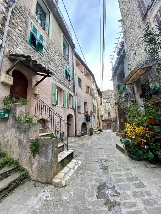 Chez Caro * L'Escarene