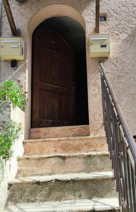 Chez Caro * L'Escarene
